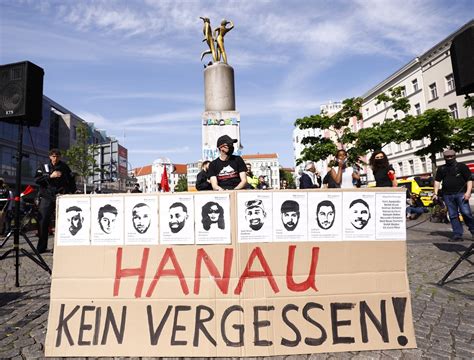 A­l­m­a­n­y­a­’­d­a­ ­ı­r­k­ç­ı­l­ı­k­ ­p­r­o­t­e­s­t­o­ ­e­d­i­l­d­i­ ­-­ ­S­o­n­ ­D­a­k­i­k­a­ ­H­a­b­e­r­l­e­r­